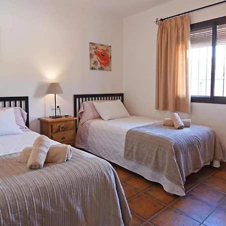 Cortijo Antonio *